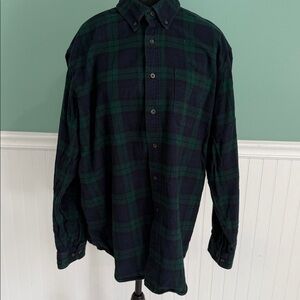 L.L. Bean Men's Dark Green and Navy Plaid Shirt -100% Cotton Flannel
